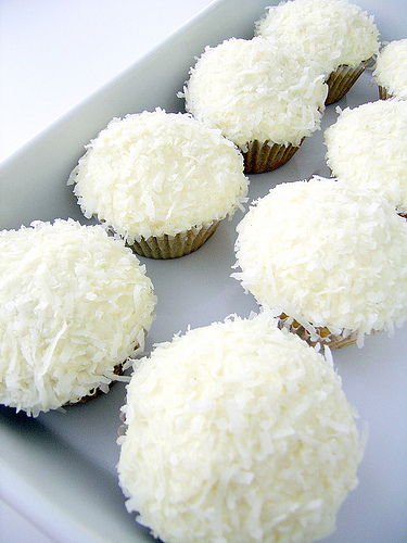 Coconut Snowball Cupcakes